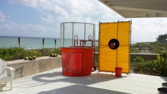 Deluxe Dunk Tank